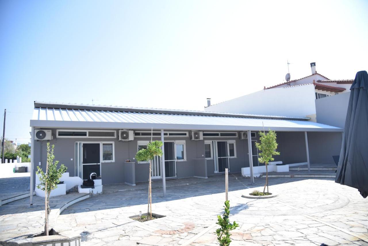 Family Apartments 1 Lechaio Exterior foto
