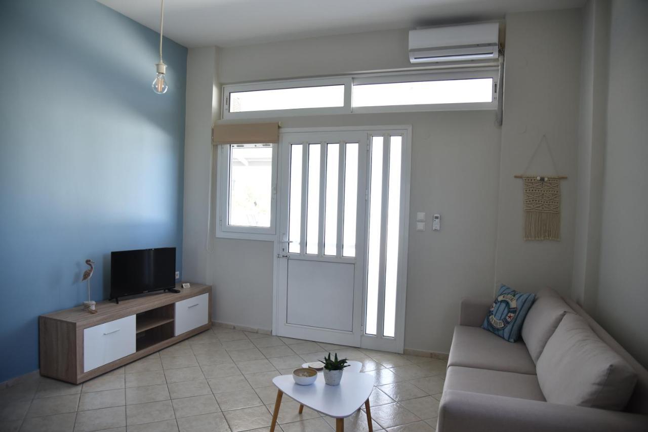 Family Apartments 1 Lechaio Exterior foto
