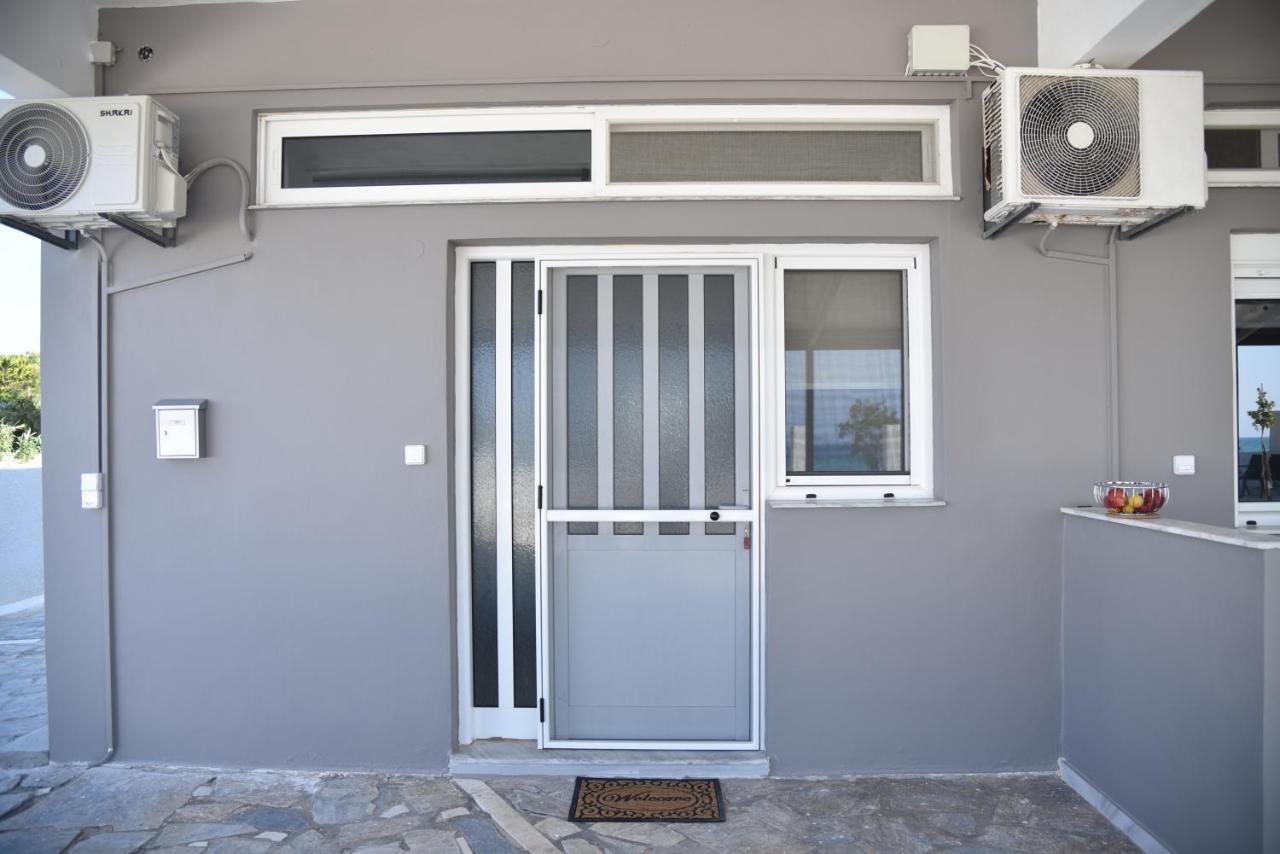 Family Apartments 1 Lechaio Exterior foto